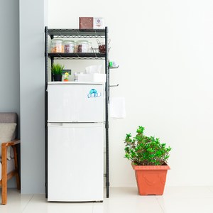 【dayneeds】輕型60X45X180公分冰箱架(含PP板+掛勾)黑色